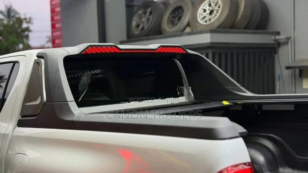 Hilux LED Roll Bar