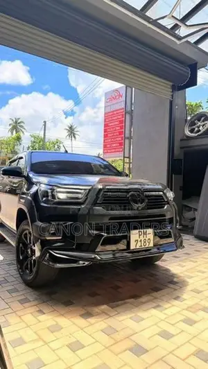 Hilux 2025 Modellista Bodykit