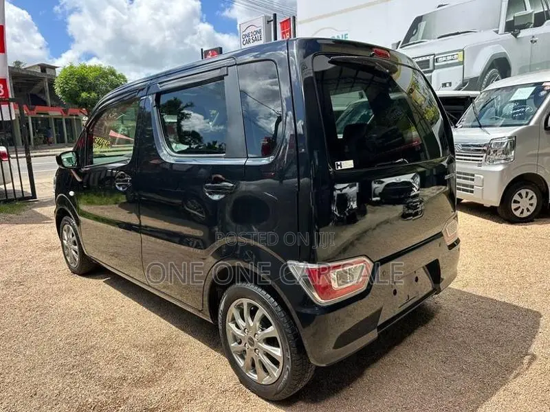 Suzuki Wagon R FX Safety Manual 2023