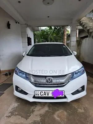 Honda Grace 2017