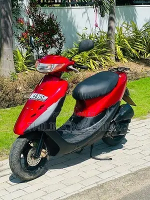 Honda Dio 2000