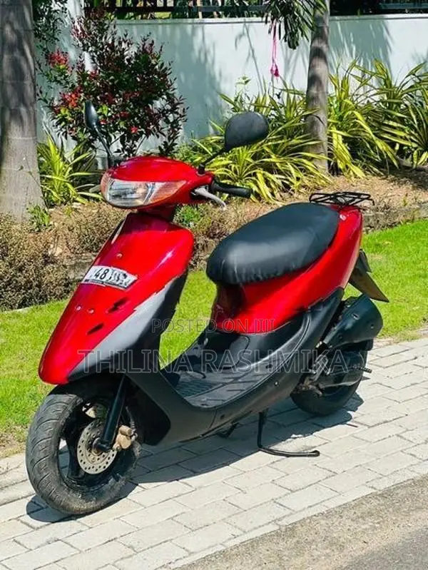 Honda Dio 2000