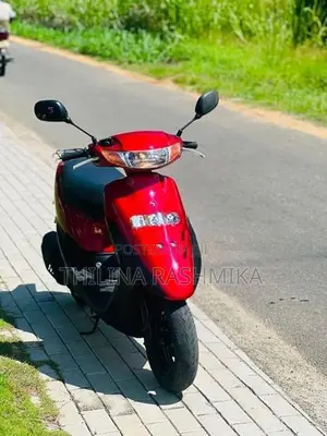 Honda Dio 2000