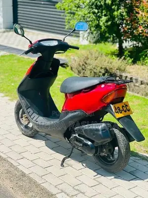 Honda Dio 2000