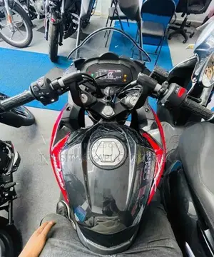 Bajaj Pulsar RS200 Black/Red 2026