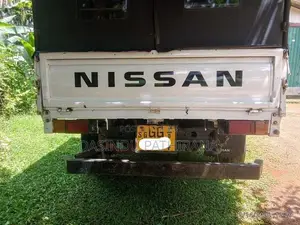 Nissan Atlas 1996