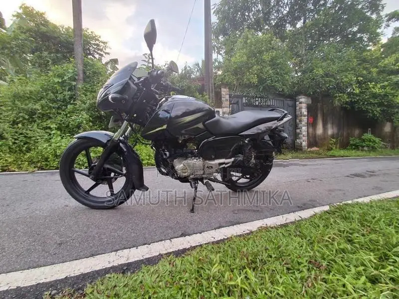 Bajaj Pulsar 150 2016