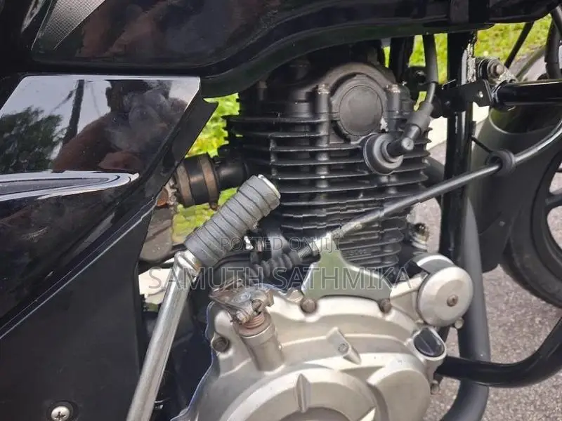 Bajaj Pulsar 150 2016