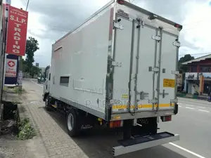 Isuzu Elf 14.5 MANUAL 6 NUT 2017