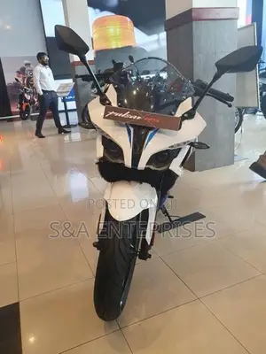Bajaj Pulsar RS200 pulser 2026
