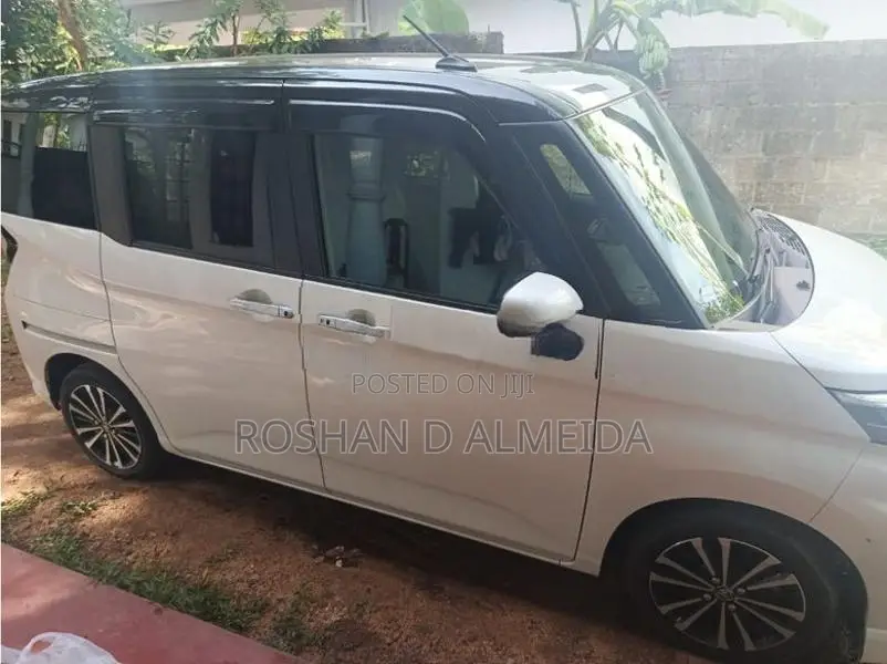 Toyota Roomy Custom G Turbo 2025