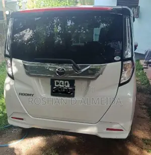 Toyota Roomy Custom G Turbo 2025