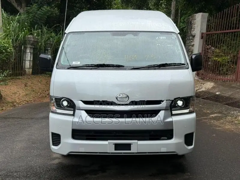 Toyota GDH KDH 223 HIGHROOF 2026