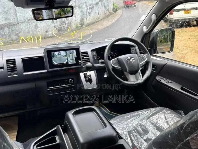 Toyota GDH KDH 223 HIGHROOF 2026