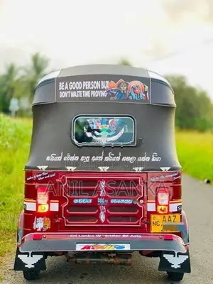 Bajaj RE 2015