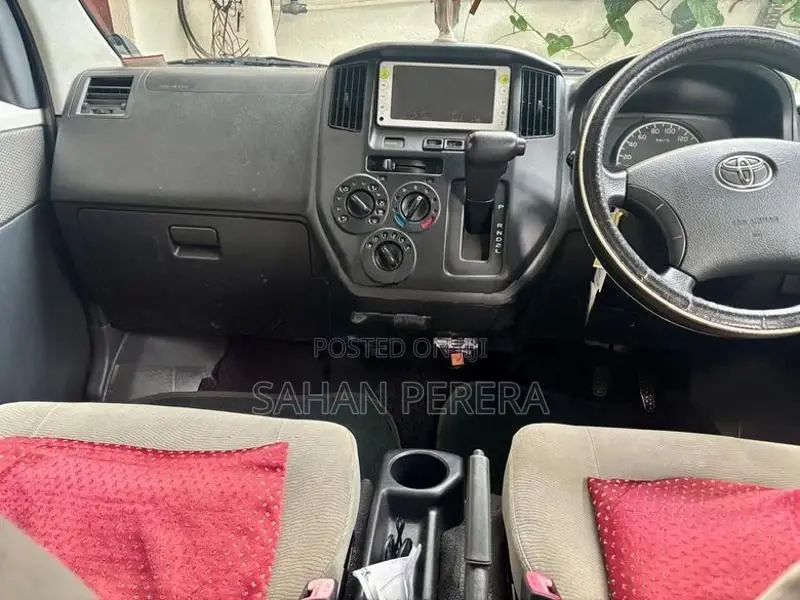 Toyota Townace S402M 2011