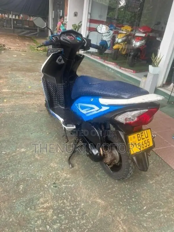 Honda Dio 2017