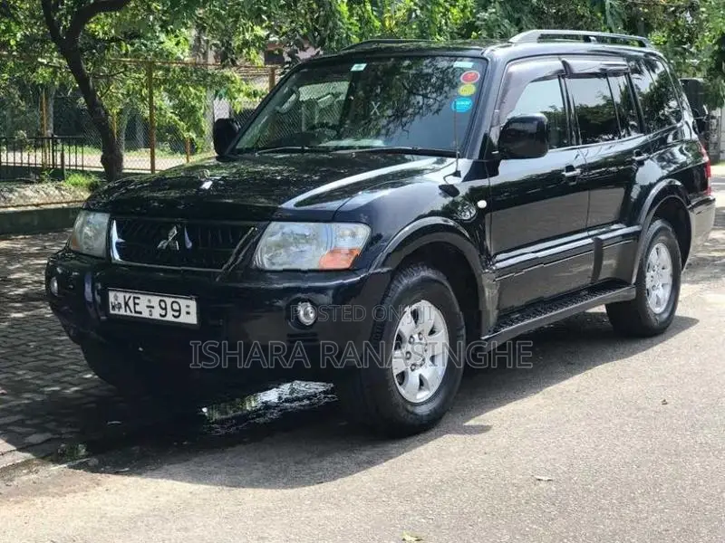 Mitsubishi Montero 2006