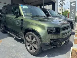 Land Rover Defender Fully Loaded 2026