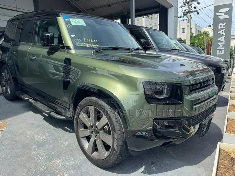 Land Rover Defender Fully Loaded 2026