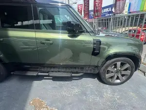 Land Rover Defender Fully Loaded 2026