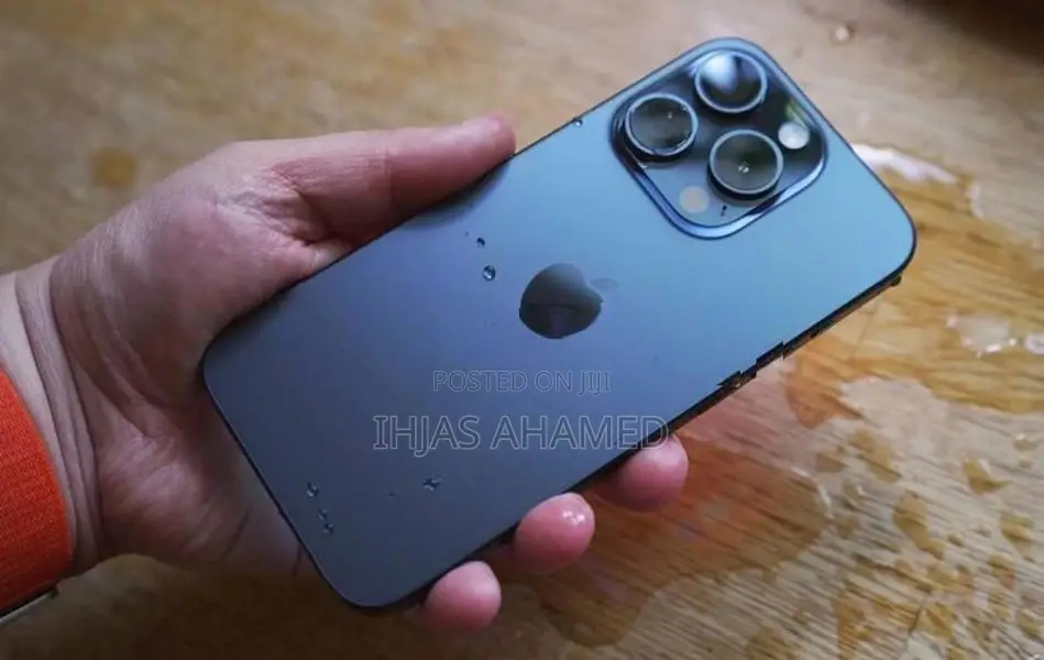 Apple iPhone 15 Pro (Used)