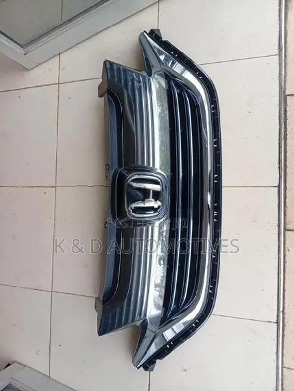 Honda Freed GB7 Front Grill
