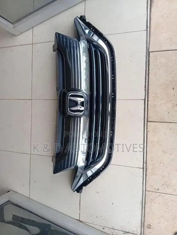 Honda Freed GB7 Front Grill