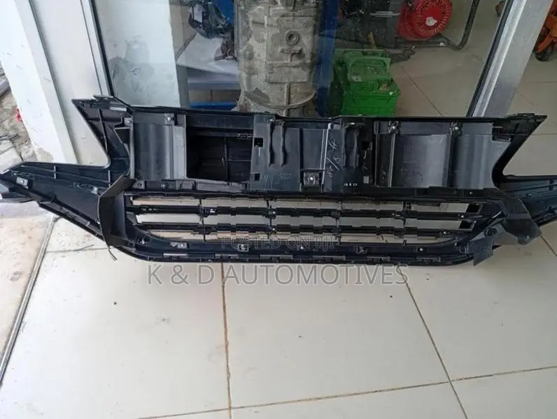 Honda Freed GB7 Front Grill