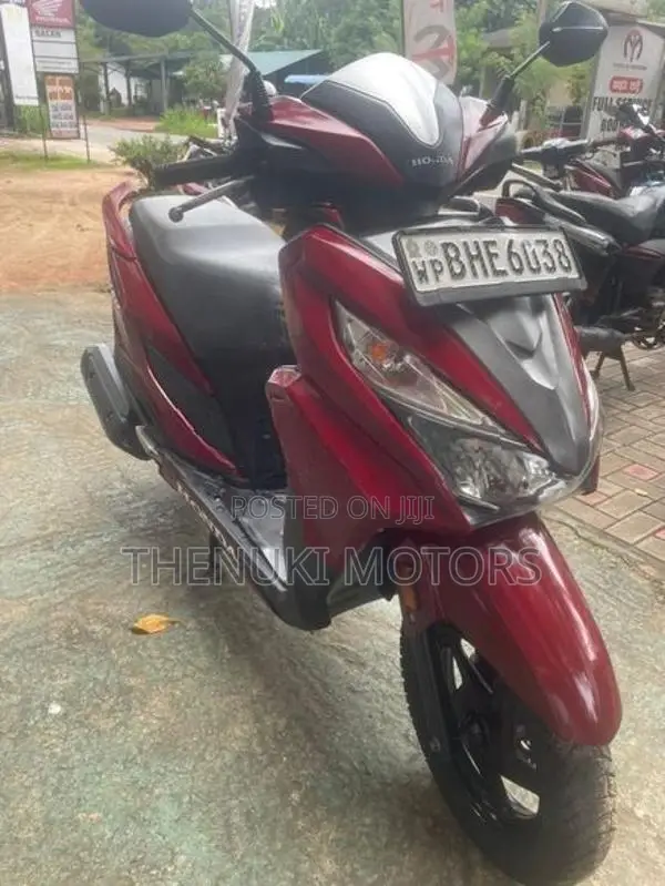 Honda Grazia 2015