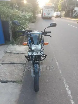 Bajaj CT100 ct 2024