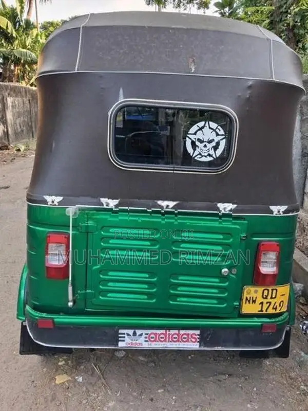 Bajaj RE 2006 2026