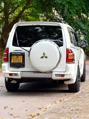 Mitsubishi Montero 2002
