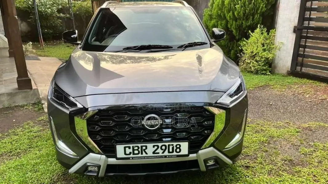 Nissan Magnite N Connecta 2025 SUV (Used)