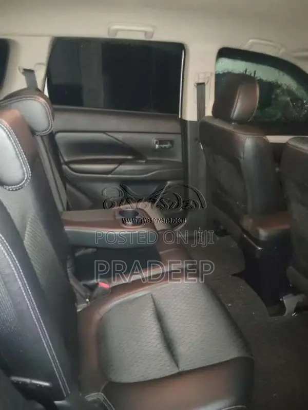 Mitsubishi Outlander 2013 SUV (Used)