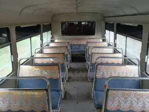 Ashok-Leyland Chithal 1990 Bus (Used)