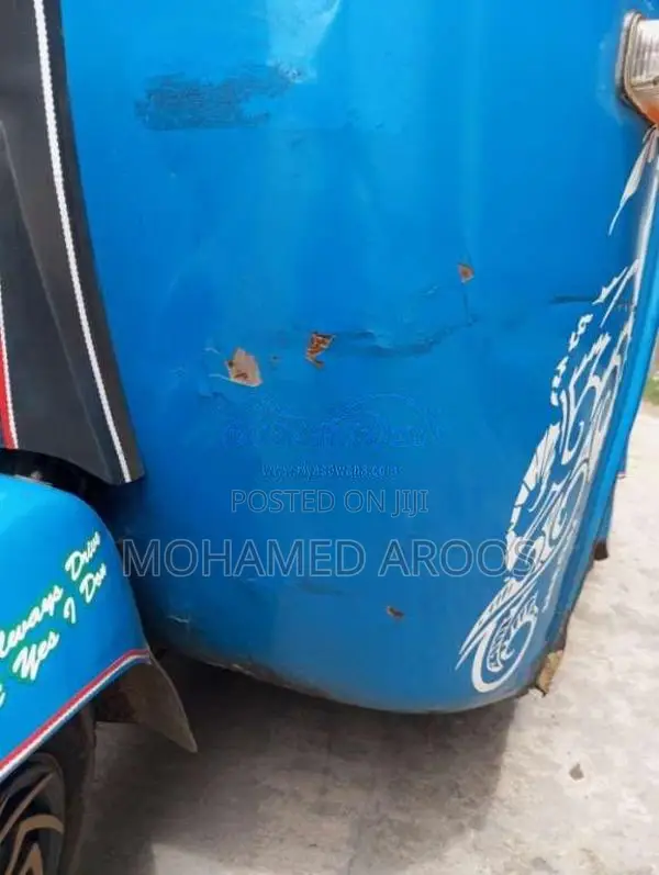 Bajaj 2 Stroke 1991 Three Wheel (Used)