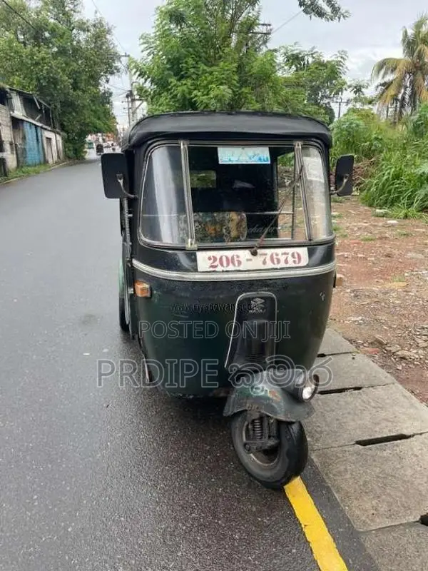 Bajaj 2 Stroke 1990 Three Wheel (Used)