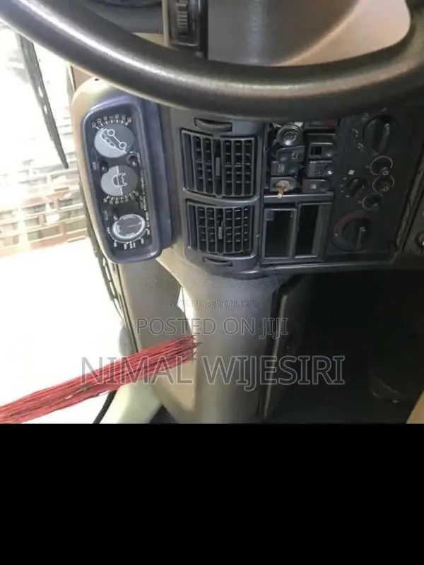 Tata Safari 2000 SUV (Used)