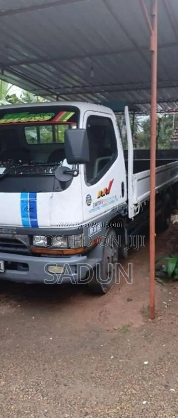 Mitsubishi Canter 2005 Lorry (Used)