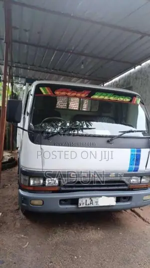Mitsubishi Canter 2005 Lorry (Used)