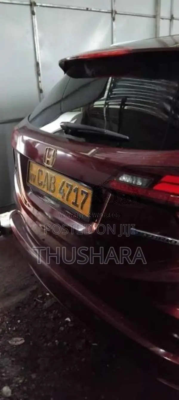 Honda Vezel 2014 SUV (Used)