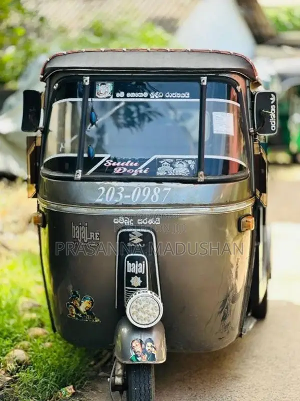 Bajaj RE 1998 Three Wheel (Used)