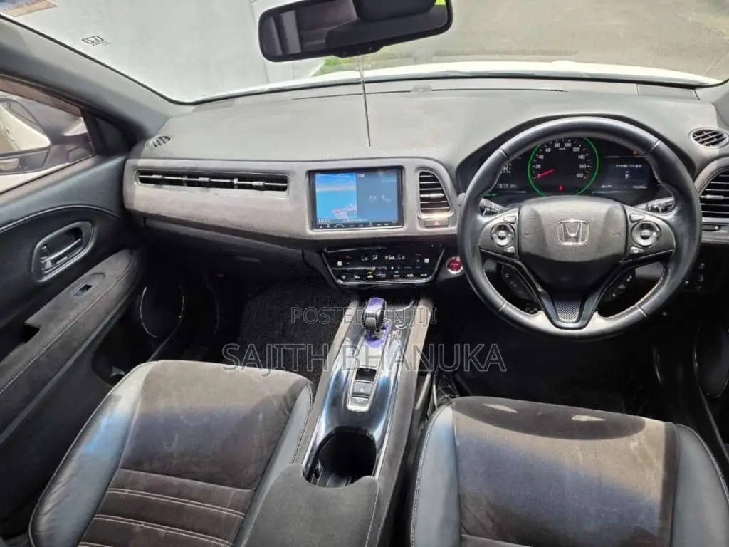 Honda Vezel 2016 SUV (Used)