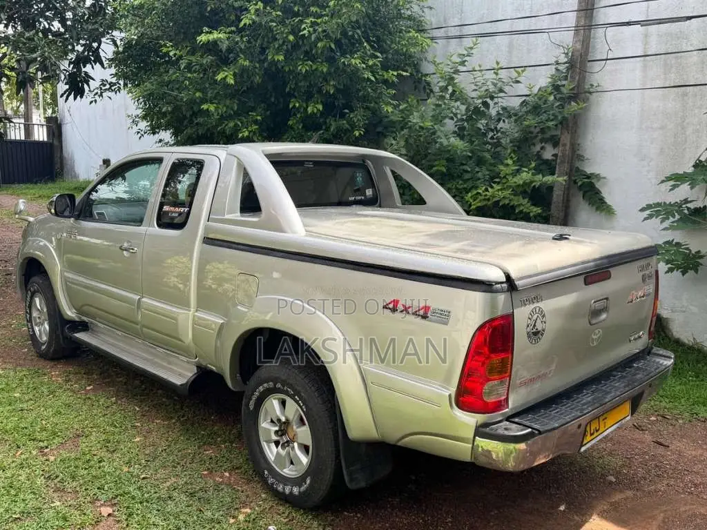 Toyota Hilux Smart Cab Dual Purpose 2009 Pickup (Used)