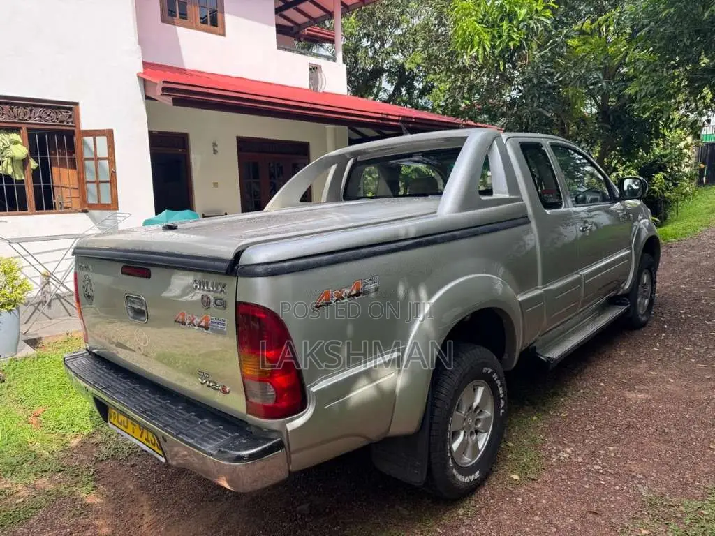 Toyota Hilux Smart Cab Dual Purpose 2009 Pickup (Used)