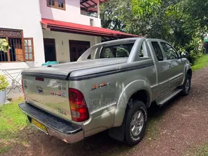 Toyota Hilux Smart Cab Dual Purpose 2009 Pickup (Used)