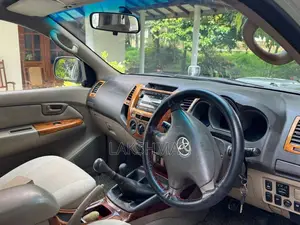 Toyota Hilux Smart Cab Dual Purpose 2009 Pickup (Used)