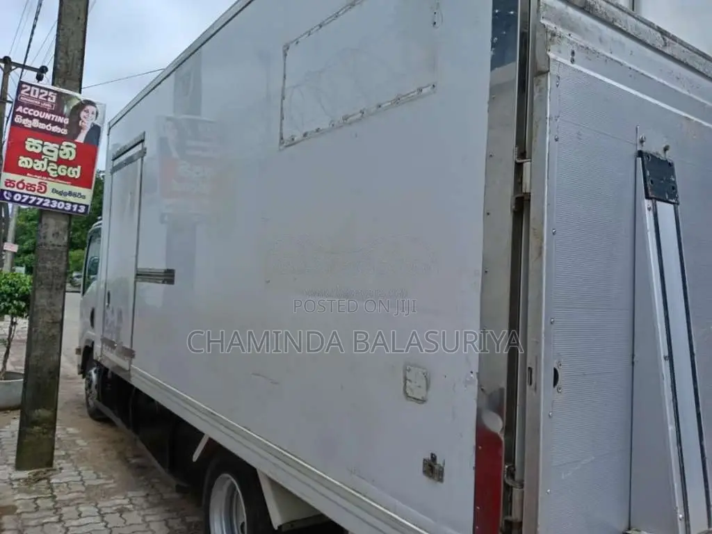 Isuzu Isuzu 2012 Lorry (Used)