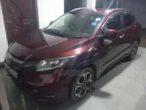 Honda Vezel 2014 SUV (Used)